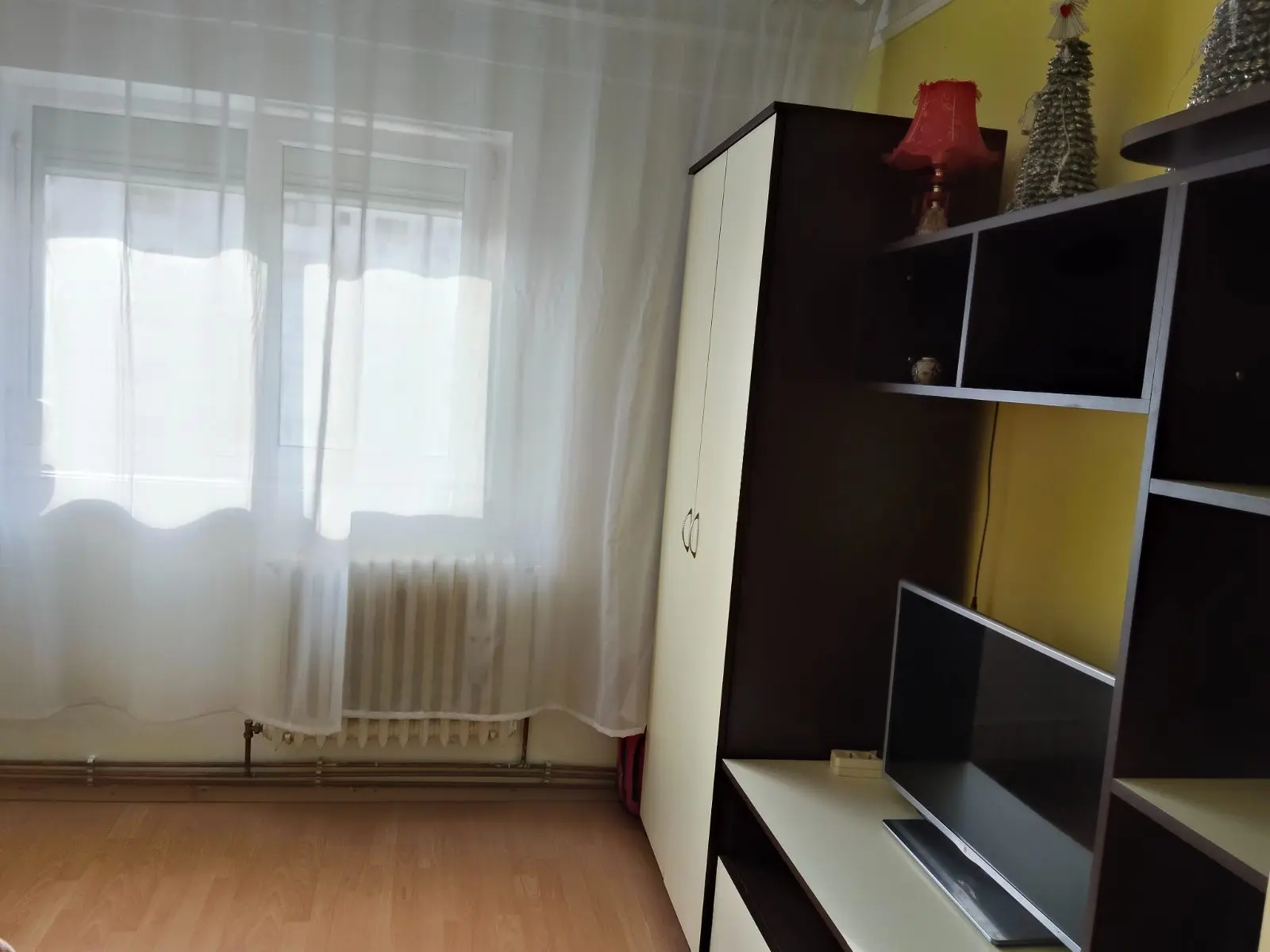 Închiriez apartament 3 camere, Zimbru, Iași. 2